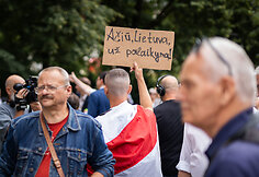 Protestas prie Užsienio reikalų ministerijos