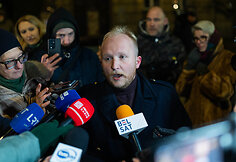 Prie JAV ambasados atvežti paleisti Baltarusijos politiniai kaliniai
