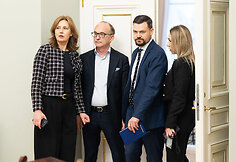 Prezidentas susitiko su Seimo Pirmininku ir Seimo frakcijų seniūnais 