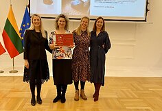 21-oji Tarptautinė Kalėdų labdaros mugė