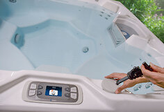 Baseinas „Hot Spring“