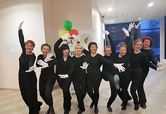 Neringos Kirklienės šokių mokyklos kolektyvas