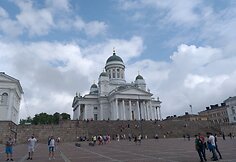 Helsinkio senamiestyje stūksanti katedra