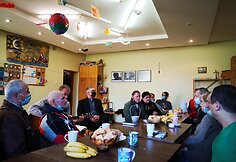 Kauno arkivyskupas Kęstutis Kėvalas lankėsi dienos centre &bdquo;Ateik&ldquo;
