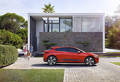 Pristatytas elektrinis „Jaguar I-Pace“