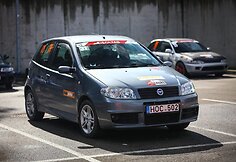 Automobilių slalomo serija startuoja Varėnoje