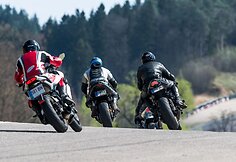 Motociklininkų treniruotė Nemuno žiedo trasoje