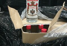 Kaune likviduotas falsifikuoto alkoholio verslas