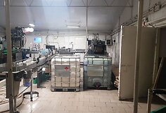 Kaune likviduotas falsifikuoto alkoholio verslas