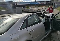 Audi avarija