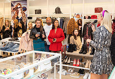„Guess“ naujos kolekcijos pristatymo akimirka