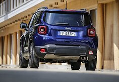 „Jeep“ atskleidė, kaip atrodys atnaujintas „Renegade“