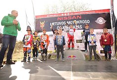 Jaunųjų sportininkų motokroso varžybų akimirkos