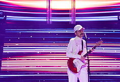 Austėja Lukaitė – „Portugal. The man“
