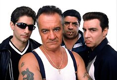 Tony Sirico, Stevenas Van Zandtas, Michaelas Imperioli, Vicentas Pastore