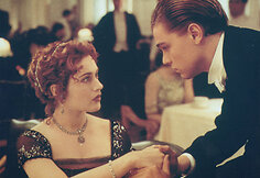 Leonardo DiCaprio ir Kate Winslet filme &bdquo;Titanikas&ldquo;