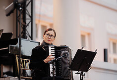Ieva Prudnikovaitė ir ansamblis &bdquo;4TANGO&ldquo; pradėjo &bdquo;Palangos parko festivalį&ldquo;