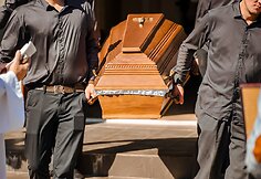 Atsisveikinimas su maestro Aloyzu Jarecku