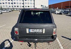 Parduodamas serialo &bdquo;Rimti reikalai&ldquo; veikėjo &Scaron;ramo automobilis &ndash; &bdquo;Land Rover Range Rover&ldquo; visureigis