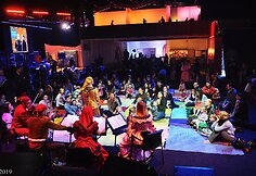 AGATA „Muzikos salės” dešimtmečio archyvinis kadras