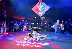 Šokių kovų „Red Bull Dance Your Style“ finalas