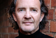 Serialas „Haris Poteris“, Anton Lesser – ponas Olivanderis