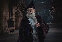 Serialas „Haris Poteris“, John Lithgow – Albas Dumbldoras