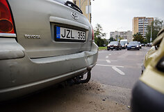Žirmūnuose susidūrė keturi automobiliai