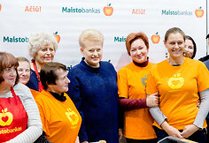 Dalia Grybauskaitė davė startą „Maisto banko“ akcijai