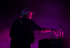 Maco DeMarco koncerto akimirka