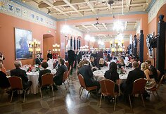 Gala vakarienės akimirka