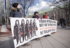 Kovo 8-osios solidarumo eitynės „Visos moterys dirba, bet ne visoms moka“