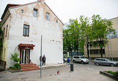Įvažiavimas į Vilniaus Kalvarijų g. 9 ir 9A kiemus