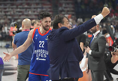 &bdquo;Stambulo &bdquo;Anadolu Efes&ldquo; klubo triumfas Eurolygoje&ldquo; 