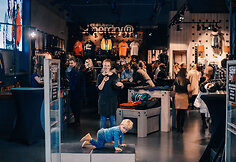 „Superdry“ atidarymo akimirka
