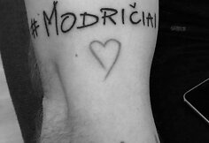Henriko Piktuižio ranką papuo&scaron;ė tatuiruotė