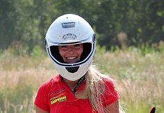 Au&scaron;ra Gudvalytė svajoja apie profesionalų autosportą