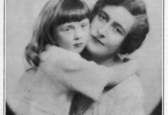 Agatha Christie su dukra Rosalinda 1924 metais.