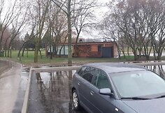 Automobilių stovėjimo aik&scaron;telės prie Kalniečių parko
