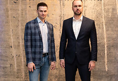 Haute couture kilimų kolekcijos pristatymo akimirka