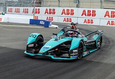 Jaguar TCR Racing komandos bolidas Formula-E lenktynėse