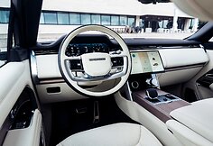 Range Rover interjeras 