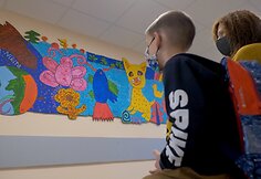 Sveikstu su Pasakų Draugais [Getting Better with Fairy-tale Friends]