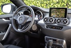 &bdquo;Mercedes-Benz&ldquo; pikapas
