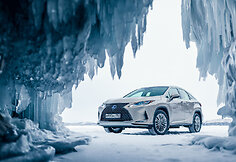 &bdquo;Lexus&ldquo; nuotykiai ant už&scaron;alusio Baikalo ežero