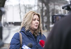 Vairuotojų profesinės sąjungos kontrprotestas prie Vyriausybės