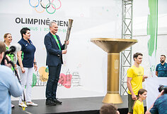 Prezidentas Gitanas Nausėda įžiebė simbolinę olimpinę ugnį