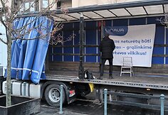 Vežėjai renkasi į protestą Gedimino prospekte