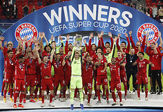 Miuncheno „Bayern“ triumfavo UEFA Supertaurėje