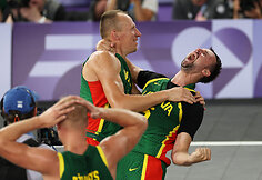 Pergalės akimirkos: Lietuvos 3x3 krep&scaron;ininkai i&scaron;kovojo olimpinę bronzą